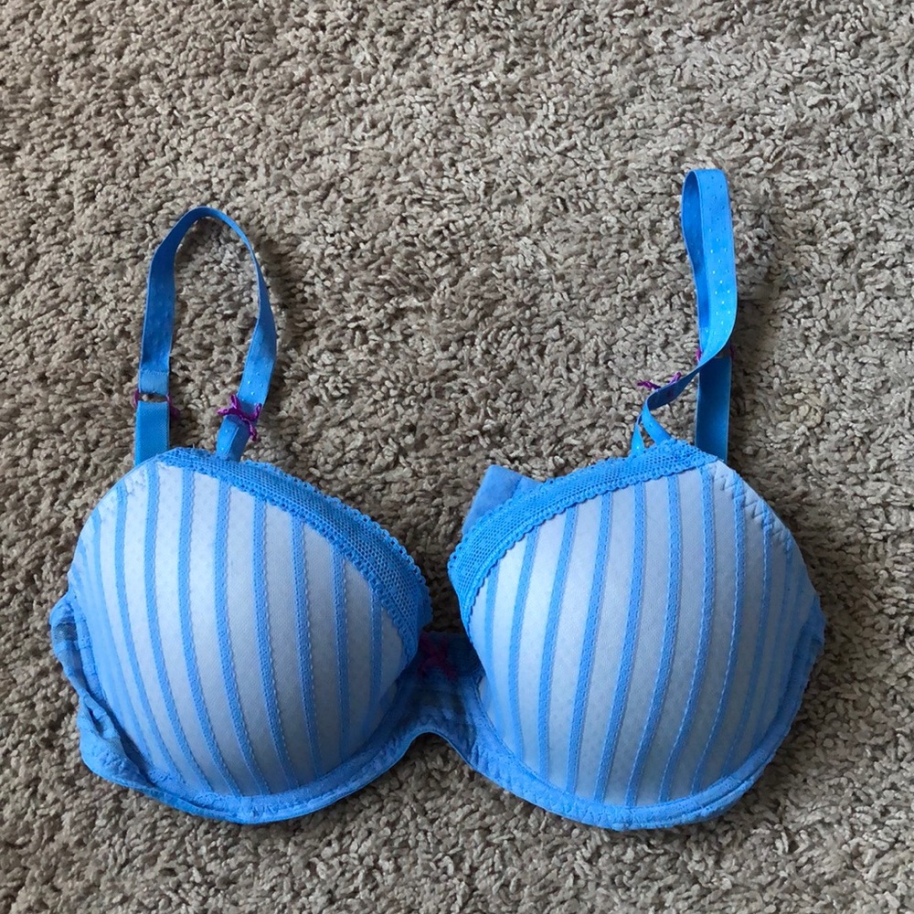 Betsy Johnson underwire bra